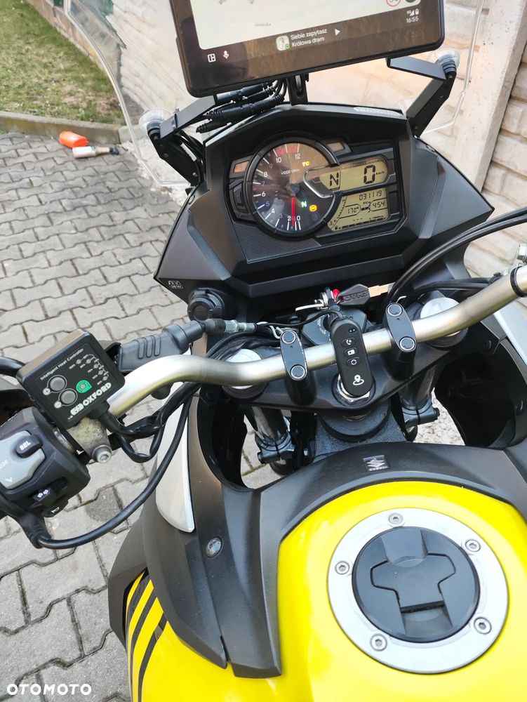 Suzuki V-STROM - 24