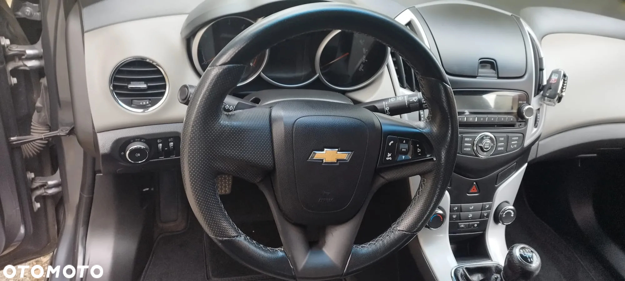 Chevrolet Cruze - 11