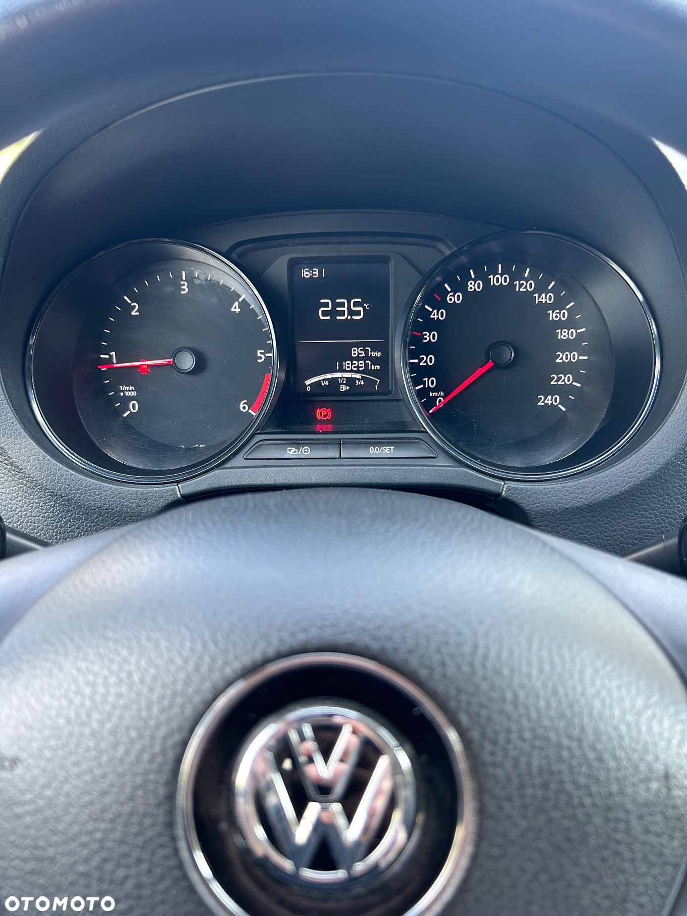 Volkswagen Polo - 6