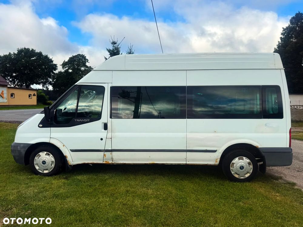 Ford Transit 350L - 2