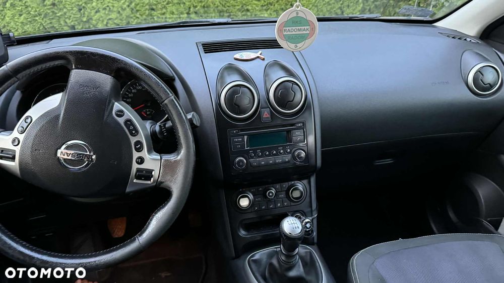 Nissan Qashqai - 10