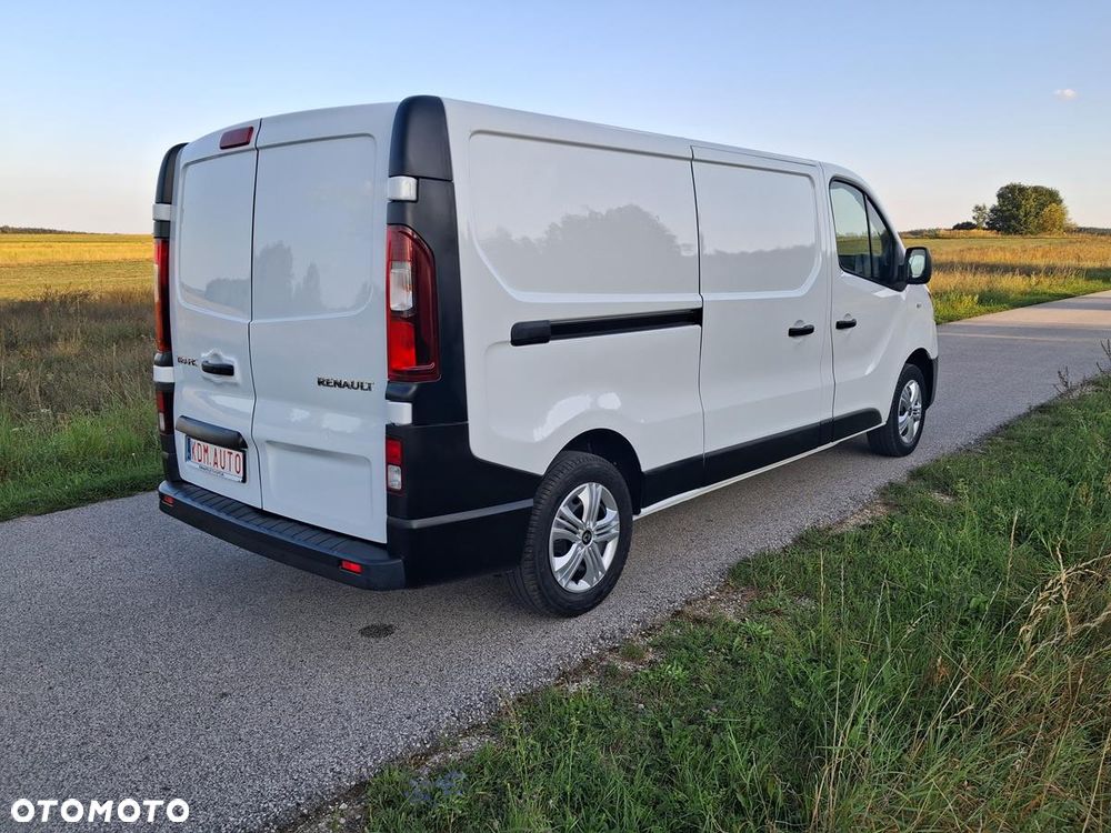 Renault Trafic - 12