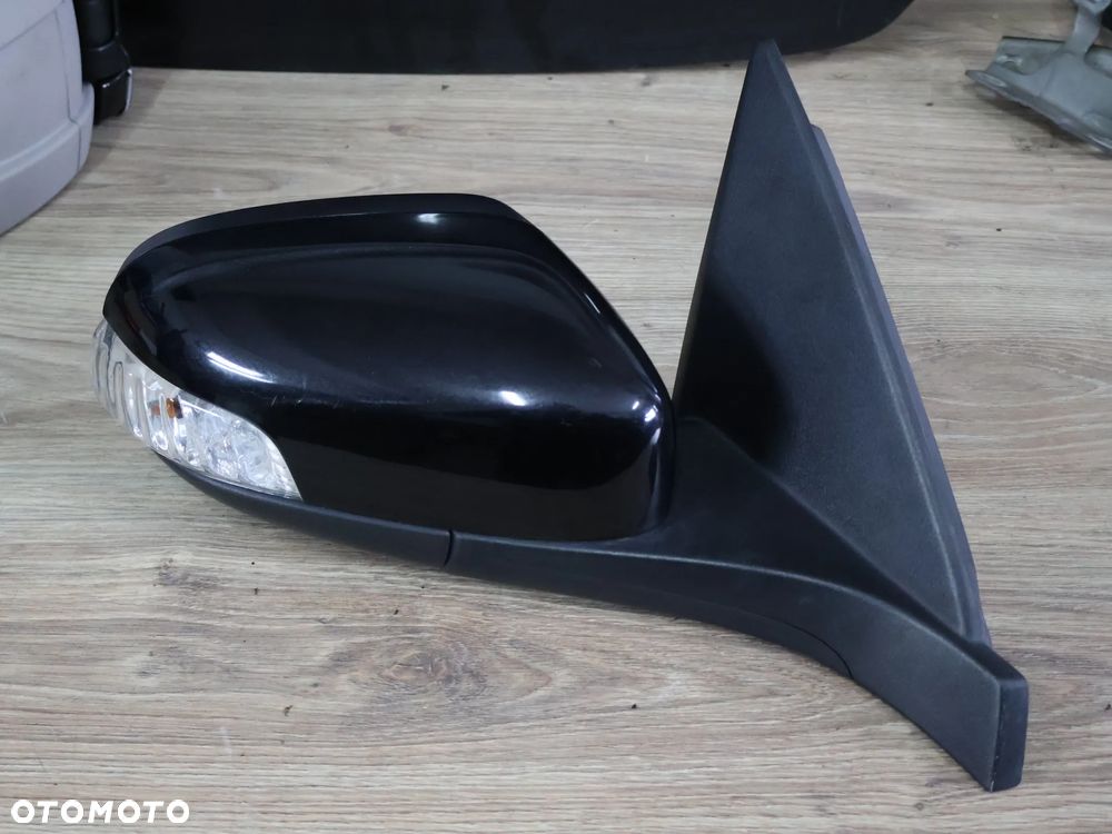 VOLVO C30 06-10 LUSTERKO PRAWE 452-46 6PIN EUROPA - 1