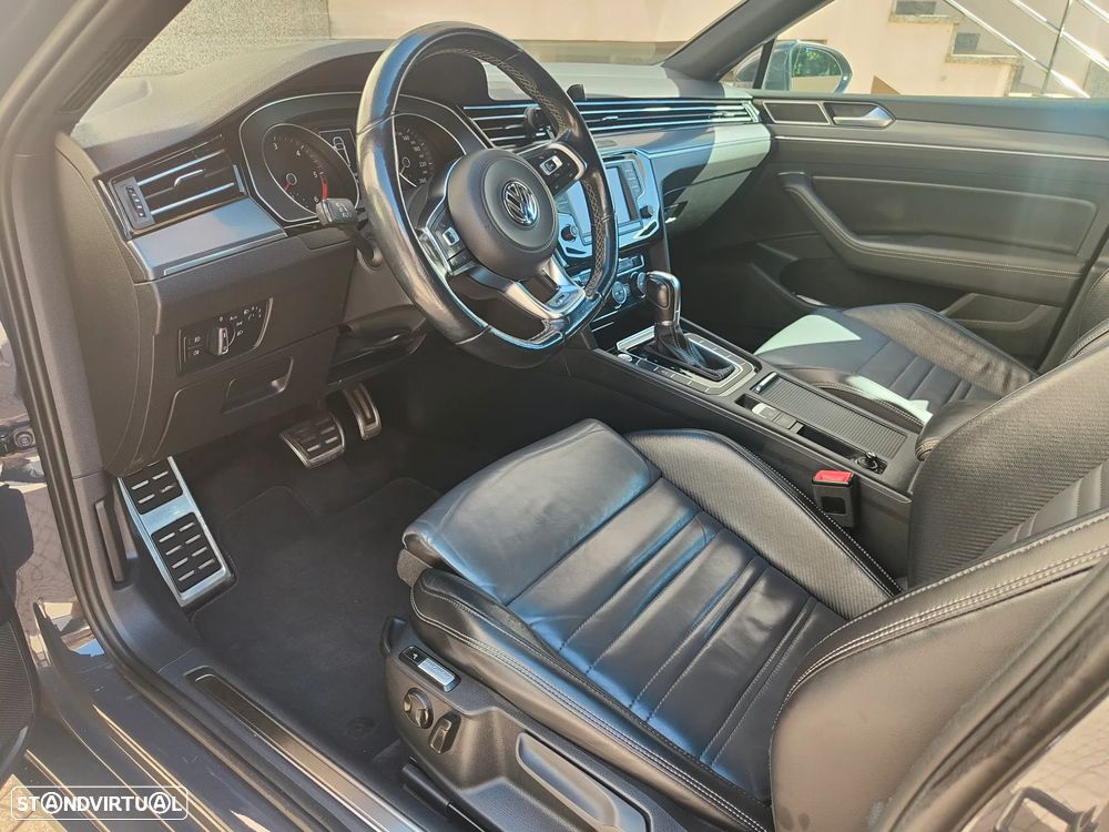 VW Passat Variant 2.0 TDI R-Line DSG - 6