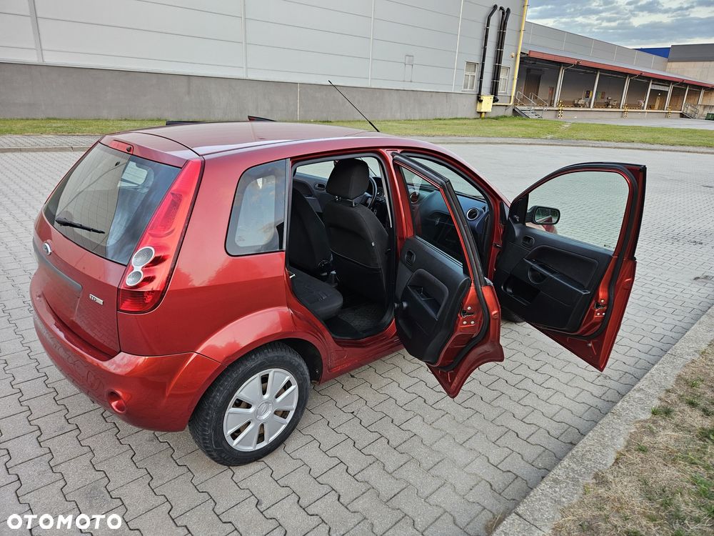 Ford Fiesta - 4