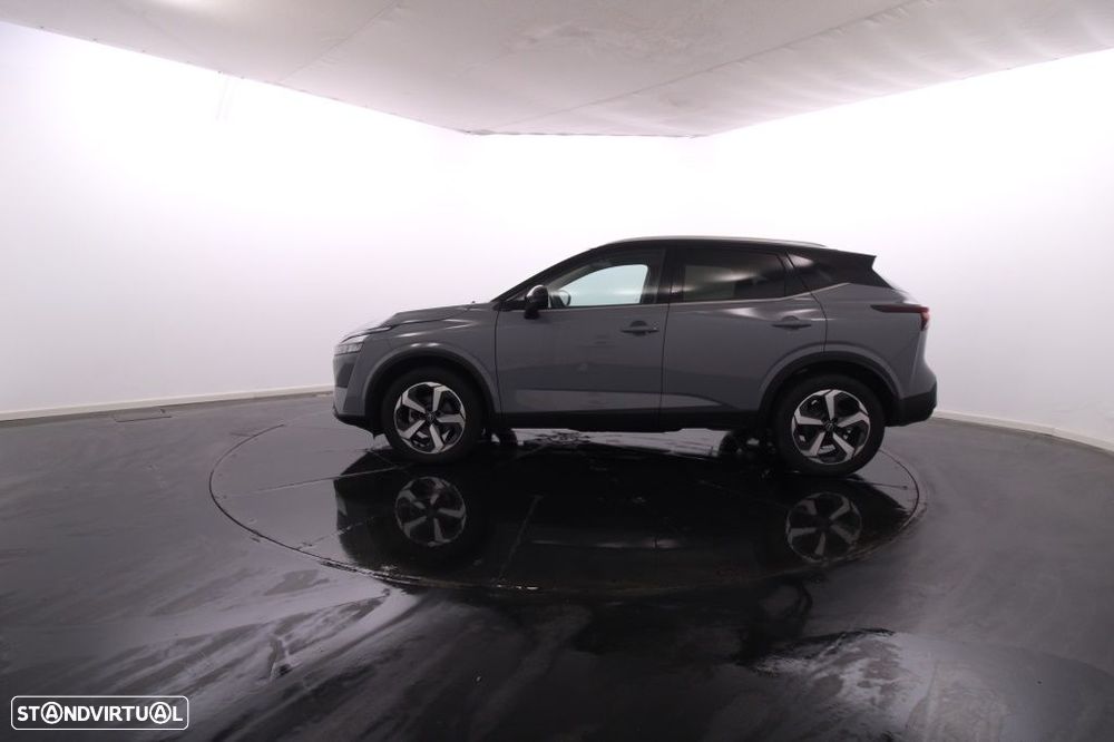 Nissan Qashqai 1.3 DIG-T N-Connecta LED+TT+SKY Xtronic - 3