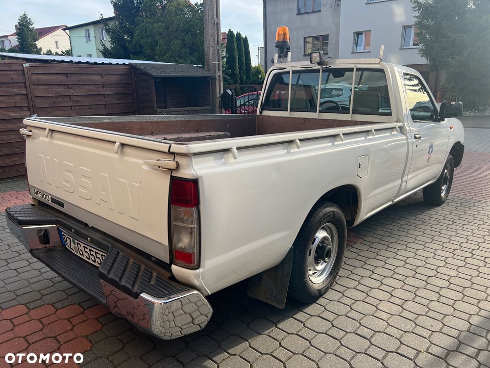 Nissan NP300 Pickup 2.5d SC Base - 7