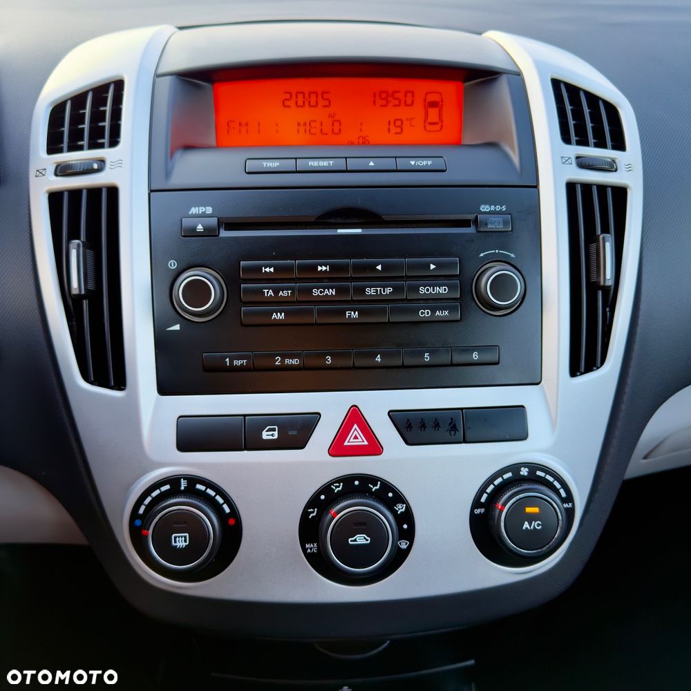 Kia Ceed 1.6 Comfort - 13