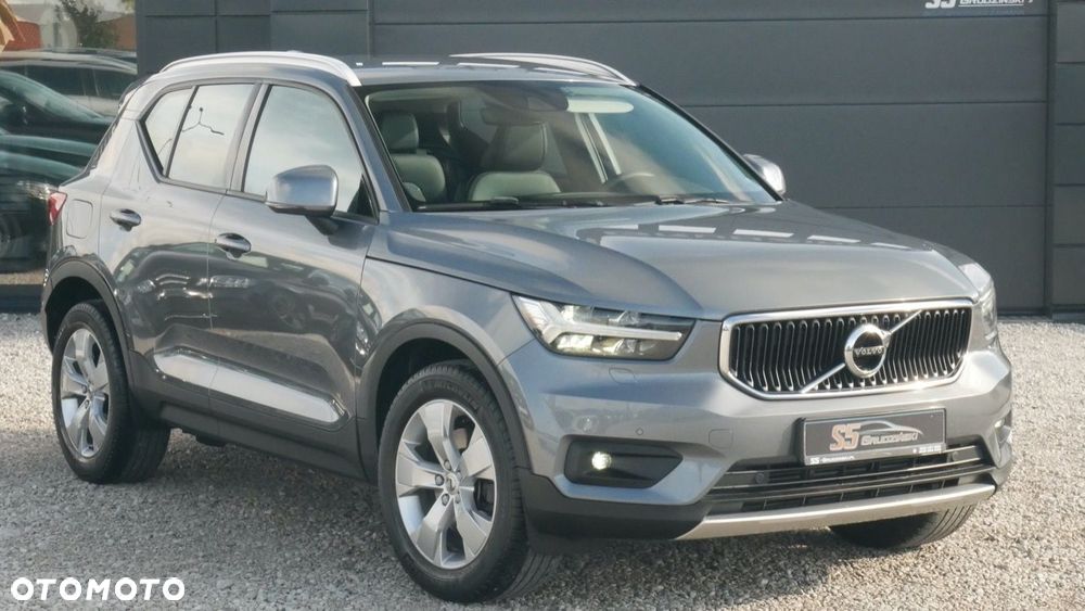 Volvo XC 40 - 3