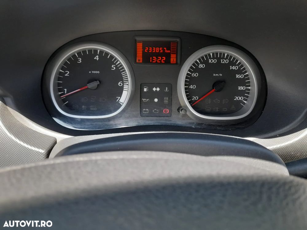 Dacia Duster dCi 110 FAP 4x2 Prestige - 12