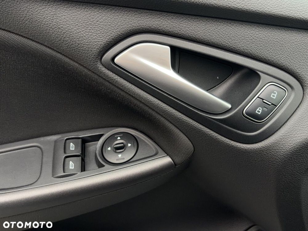 Ford Focus 1.5 TDCi Trend - 23