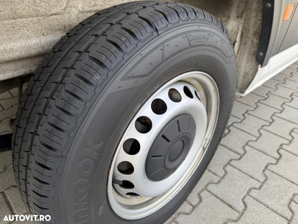 Volkswagen Crafter - 19