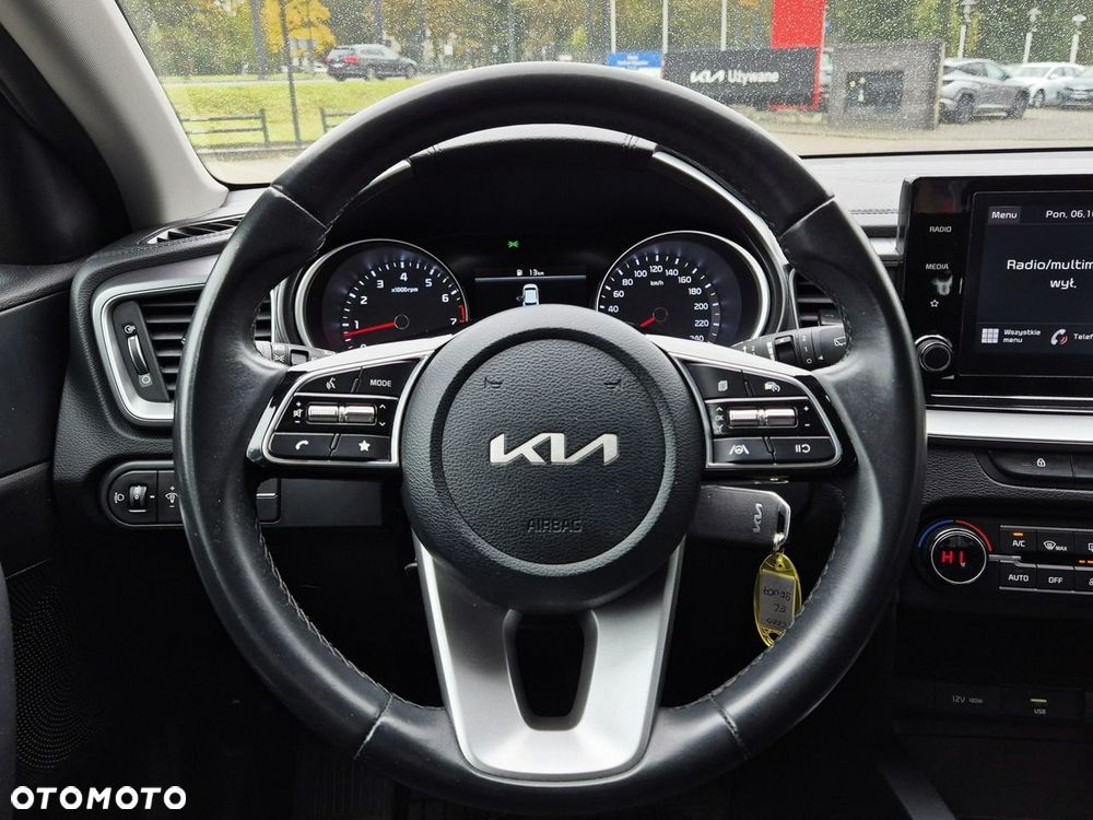 Kia Ceed 1.5 T-GDI M DCT - 22