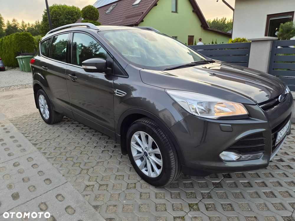 Ford Kuga 1.5 EcoBoost 2x4 Titanium - 13