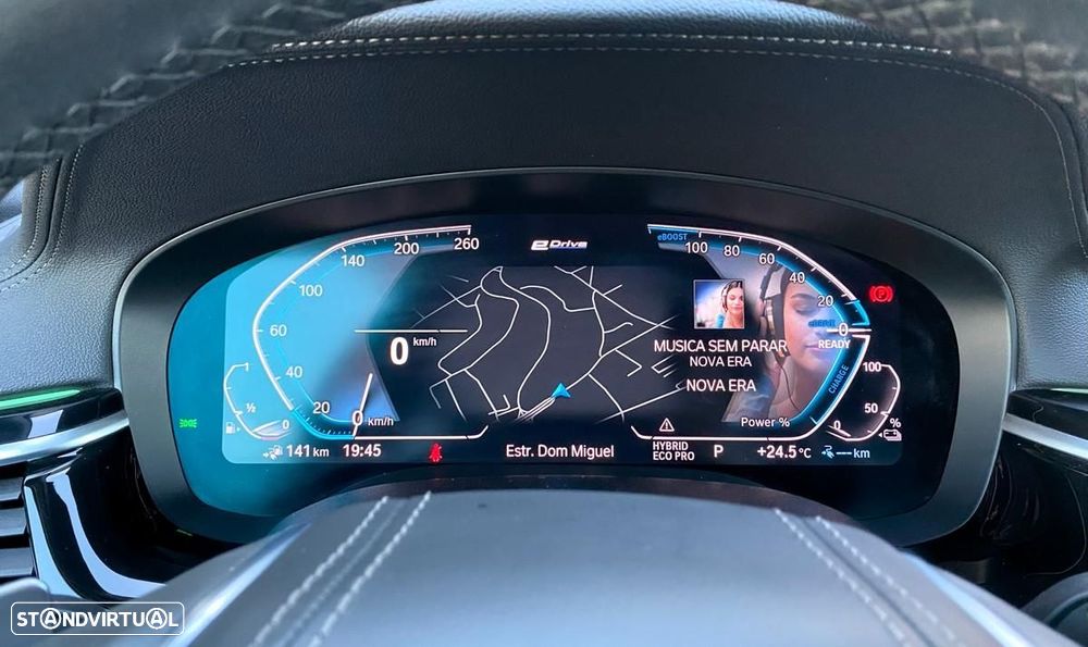 BMW 530 e Line Luxury - 32