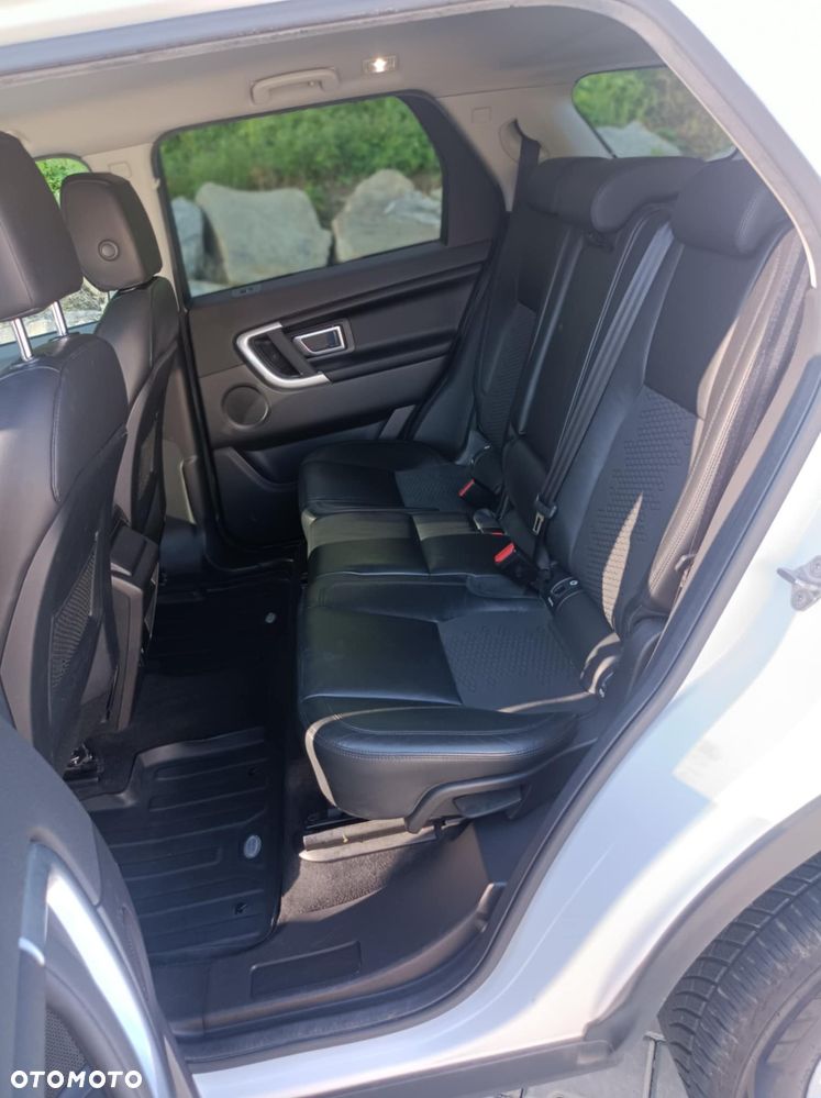 Land Rover Discovery Sport 2.0 TD4 HSE - 31