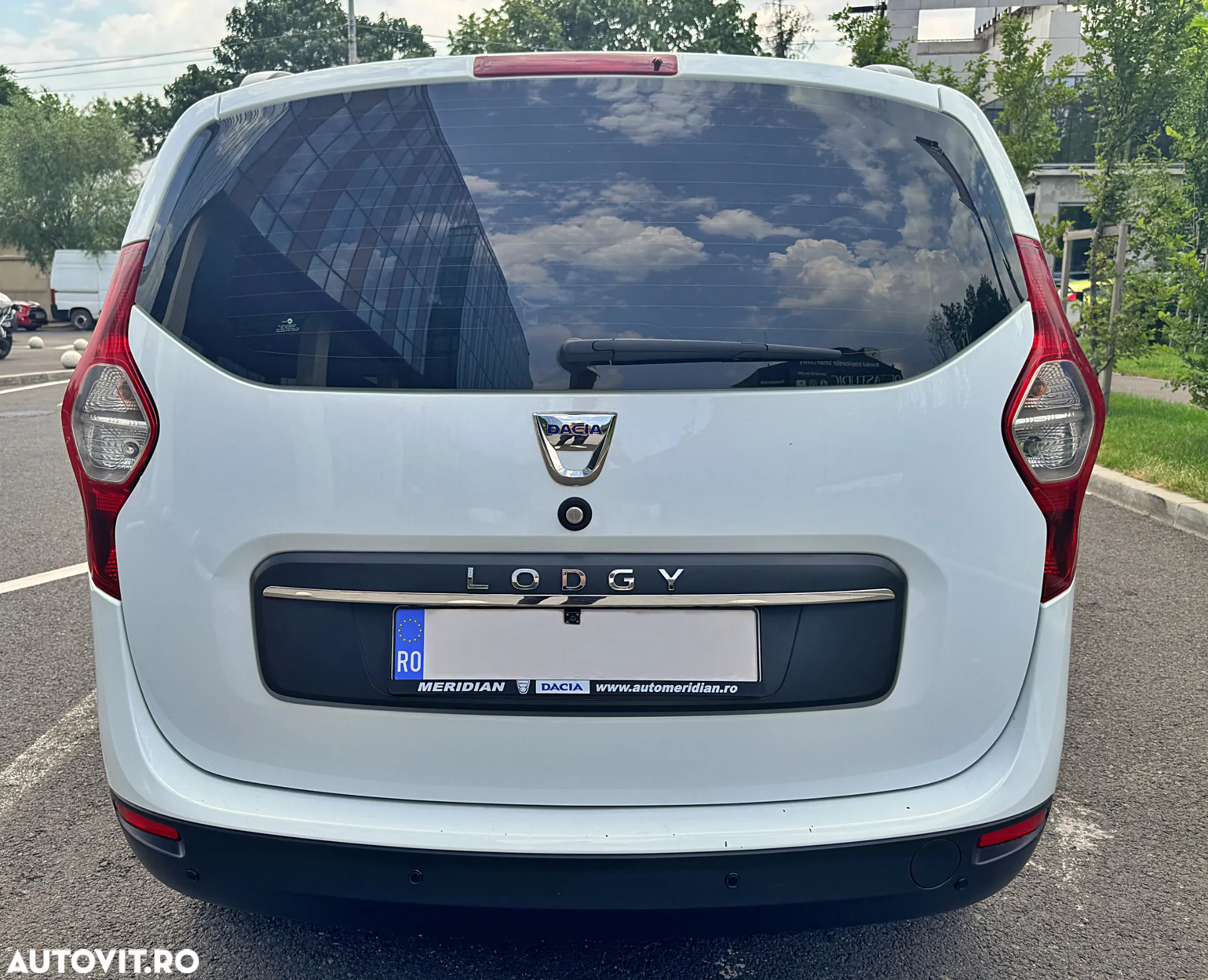 Dacia Lodgy 1.5 Blue dCi Laureate - 6