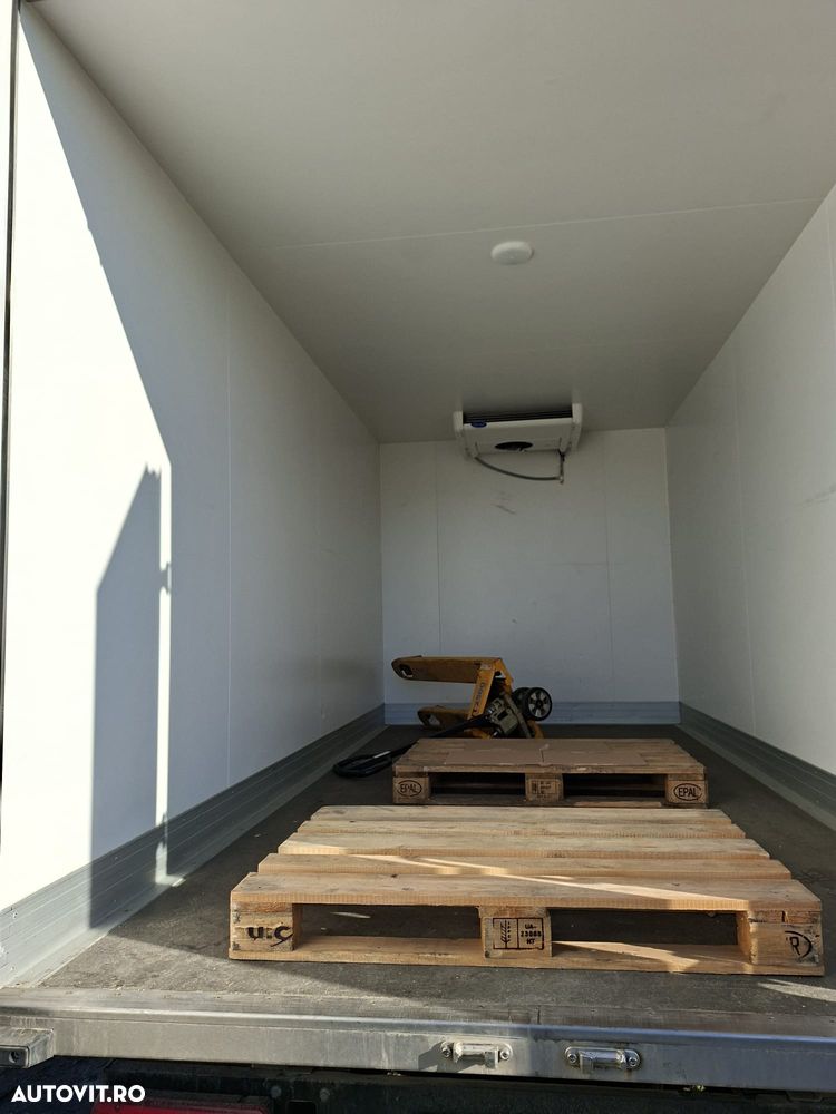 Volkswagen Crafter - 4