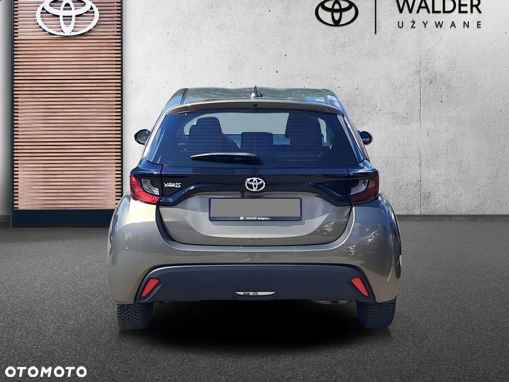 Toyota Yaris - 5