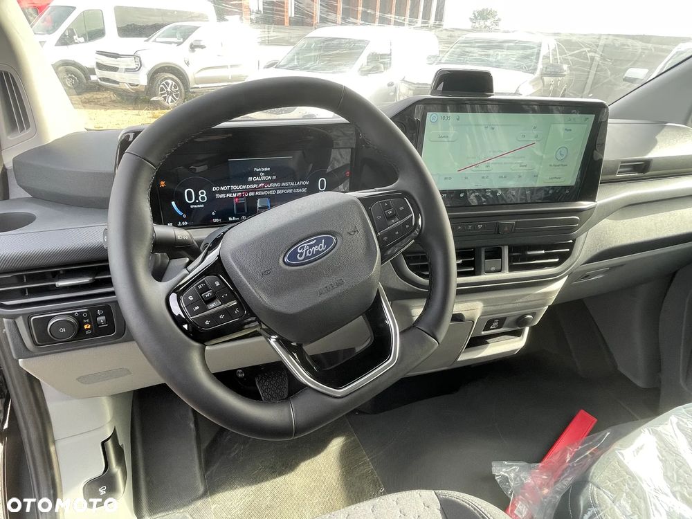 Ford Transit Custom - 13