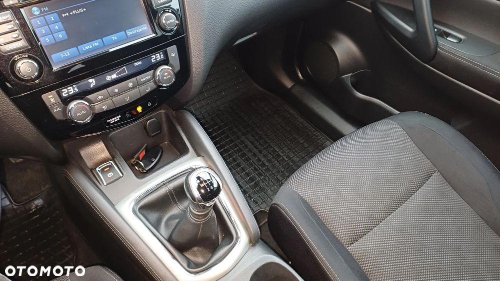 Nissan Qashqai 1.5 dCi DPF 360 - 8