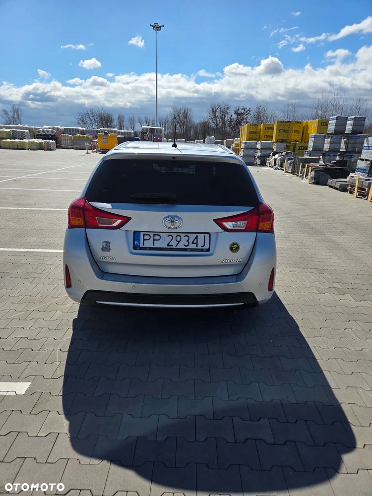 Toyota Auris 1.4 D-4D Life - 6