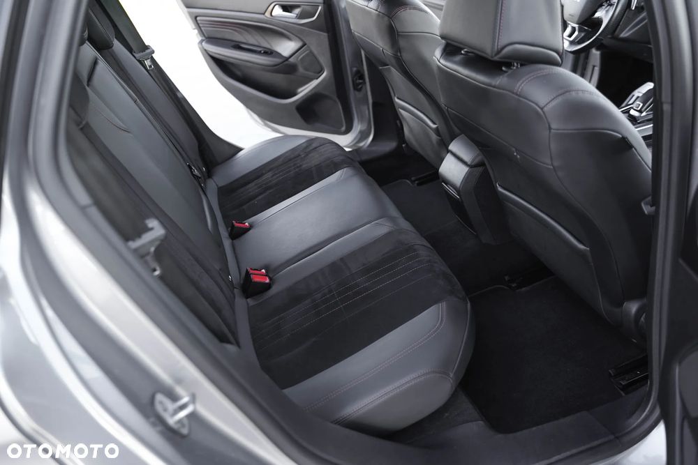 Peugeot 308 - 16