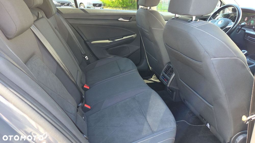 Volkswagen Golf - 13