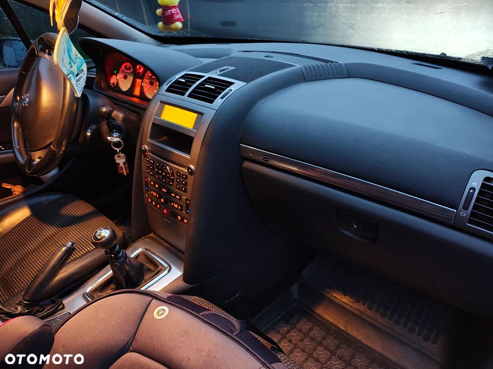 Peugeot 407 - 4