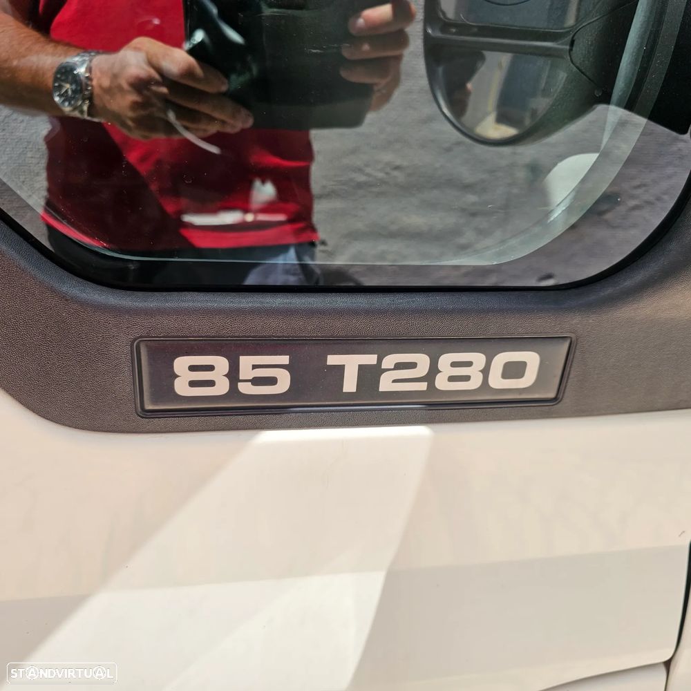 Ford Transit 280S 2.0 TDdi - 4