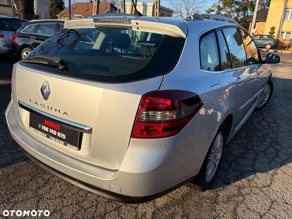Renault Laguna dCi 110 FAP Dynamique - 9
