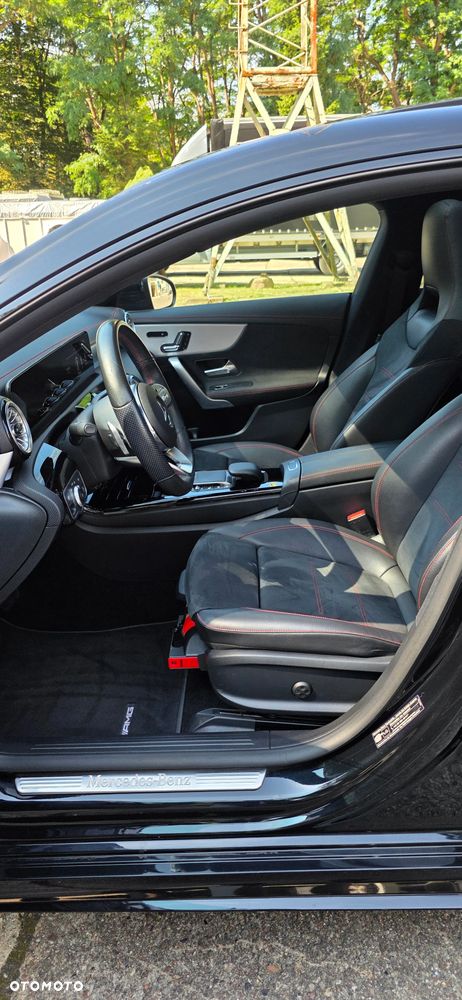 Mercedes-Benz CLA 250 7G-DCT - 8