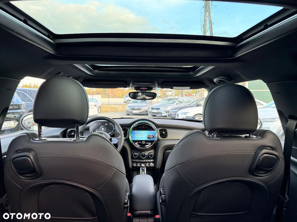 MINI Cooper SE Electric Trim - 28