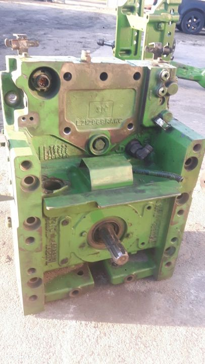 Napęd wałek odbioru mocy L212969 JOHN DEERE 6125R 2014r - 4