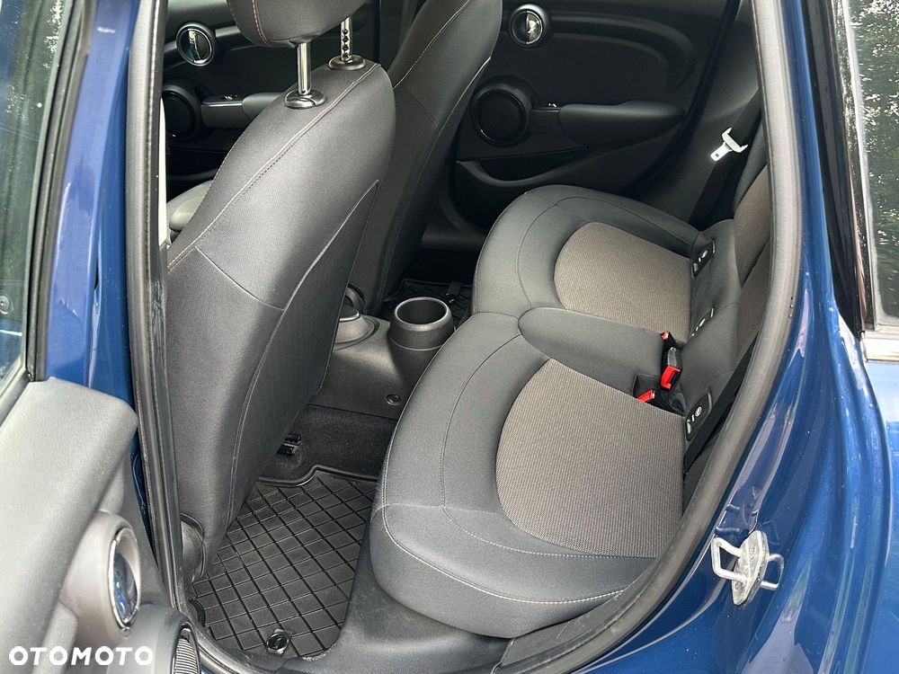 MINI Cooper Classic Trim - 20