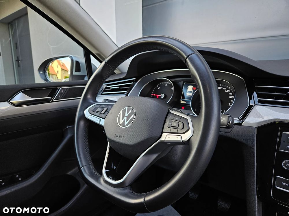 Volkswagen Passat 2.0 TDI EVO Business - 13