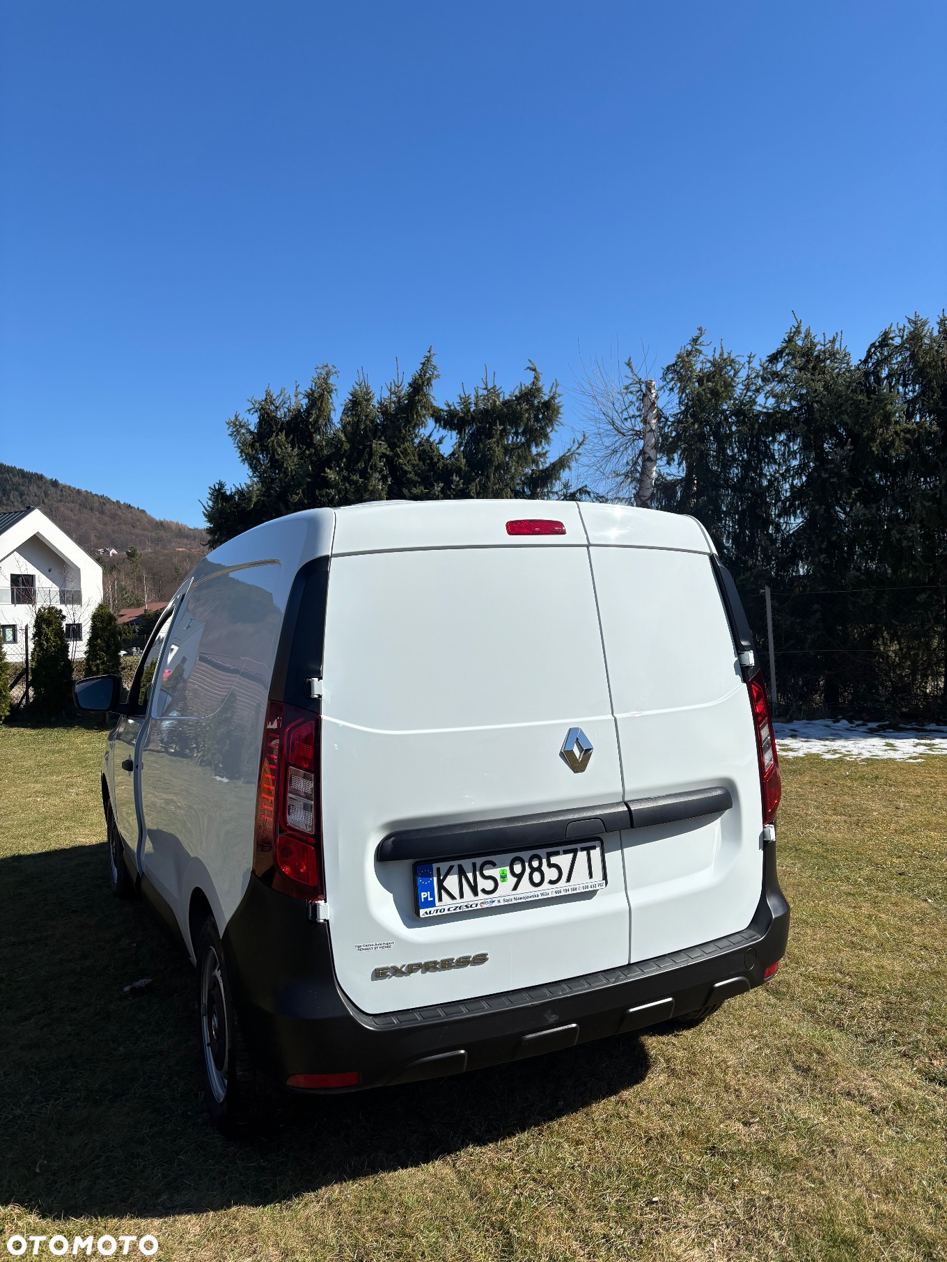 Renault Express - 4