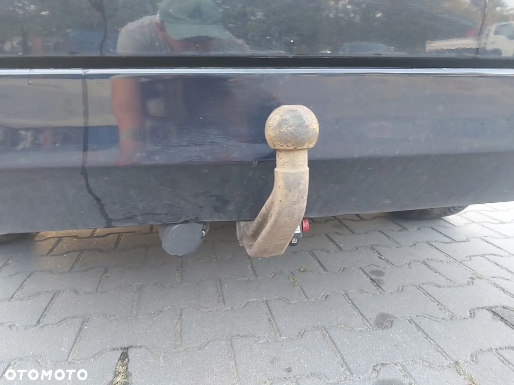 Ford Mondeo Mk4 MK IV GHIA KOMBI silnik 2.0 TDCI 130KM skrzynia biegów 6B sprzęgło dwumasa drzwi lewe prawe klapa zderzak tył tylny lusterko błotnik kolor V6 hak holowniczy grzane fotele przewody pompa wspomagania podsufitka blenda osłona maglownica zwrotnica tłumik wydech boczek drzwi szyba mechanizm szyba kokpit pulpit zegary zestaw startowy silnika sterownik wiązka CAŁY NA CZĘŚCI WSZYSTKIE CZĘŚCI - 37