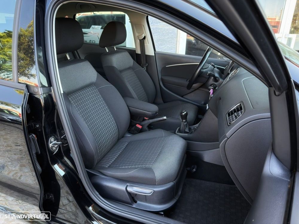 VW Polo 1.4 TDi Lounge - 23