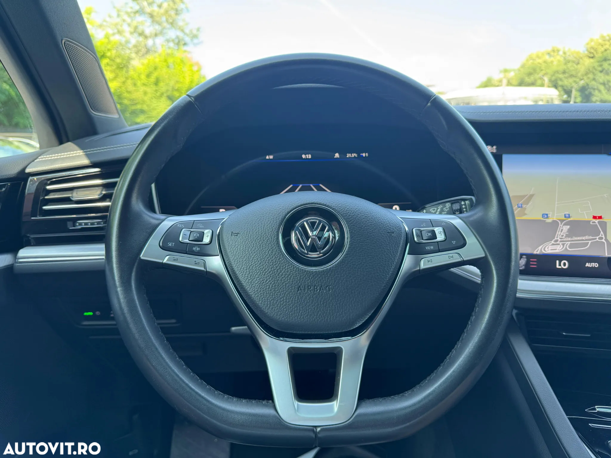 Volkswagen Touareg 3.0 V6 TDI 4Motion DPF Automatik R-Line - 17