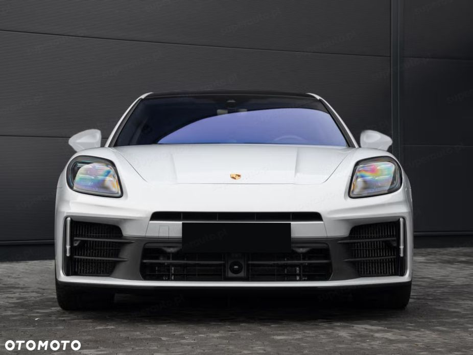 Porsche Panamera 4 - 3