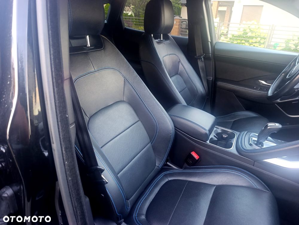 Jaguar E-Pace P250 AWD R-Dynamic - 10