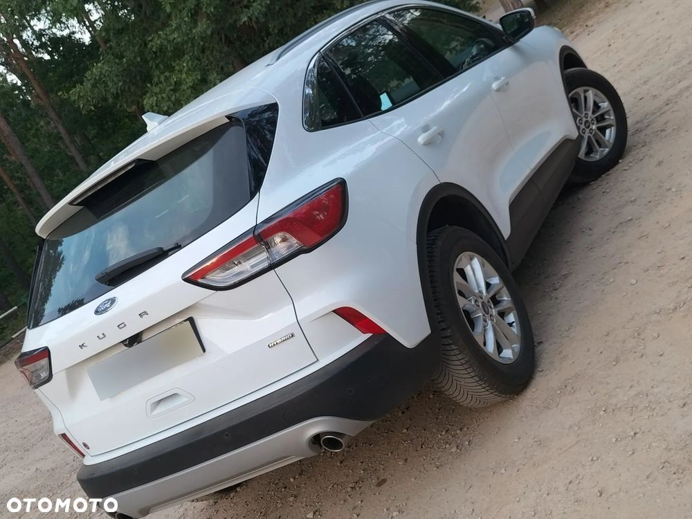 Ford Kuga - 33