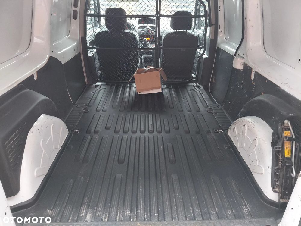 Renault Kangoo Maxi - 12