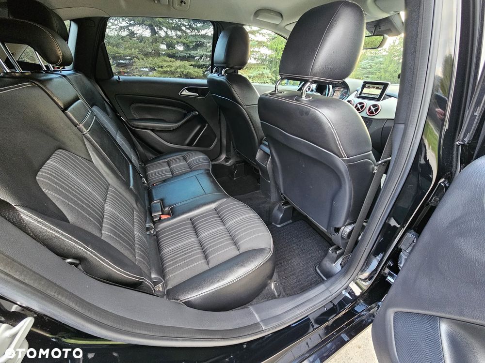 Mercedes-Benz Klasa B 200 CDI (BlueEFFICIENCY) - 17