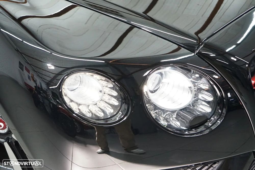 Bentley Continental GT V8 - 9
