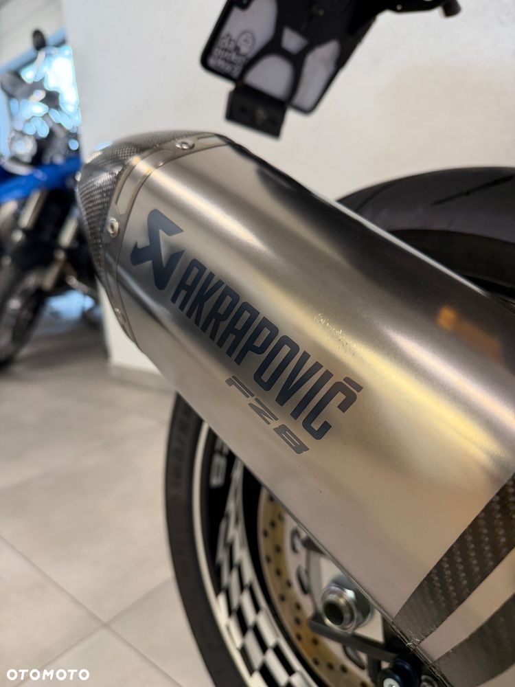 Yamaha FZ8 - 10