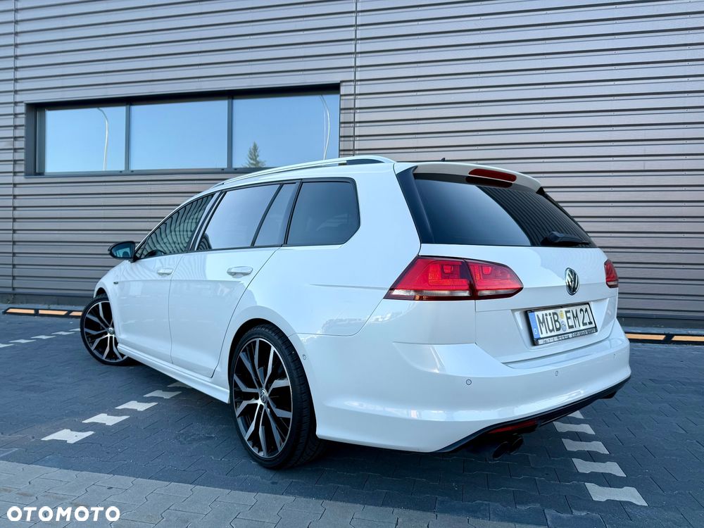Volkswagen Golf 2.0 TDI BlueMotion Technology DSG Lounge - 4