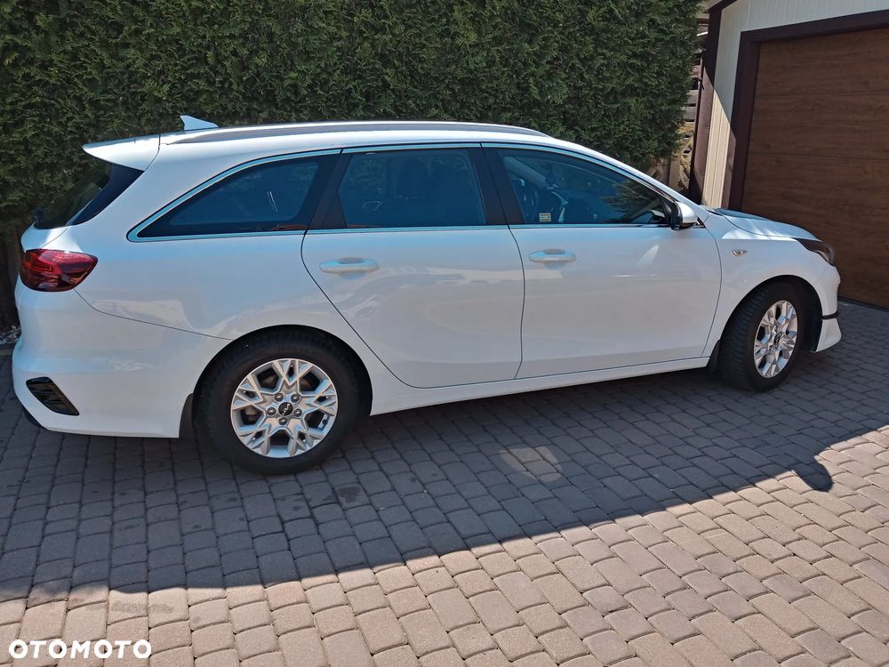 Kia Ceed 1.5 T-GDI M - 9