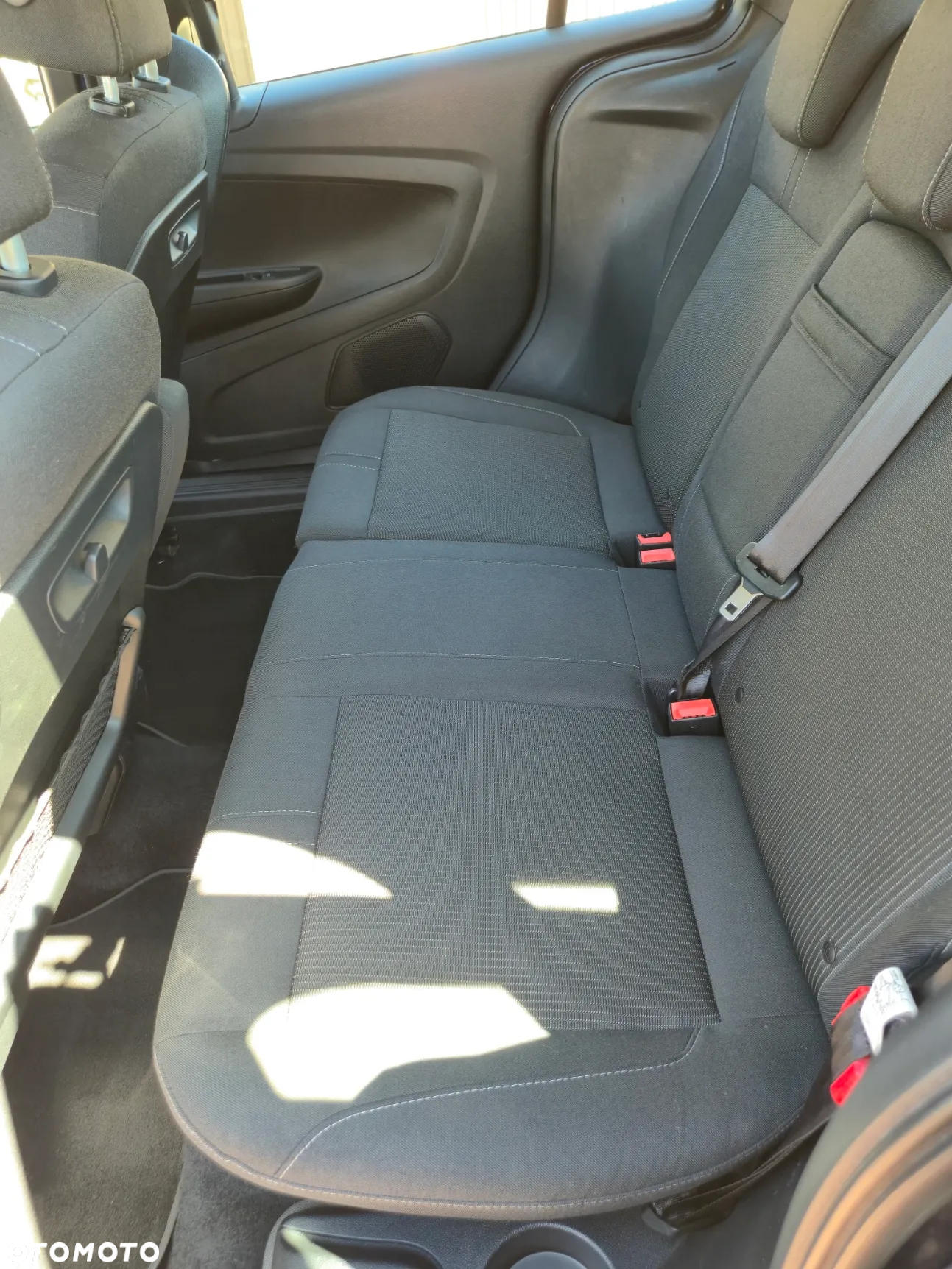Ford B-MAX - 15